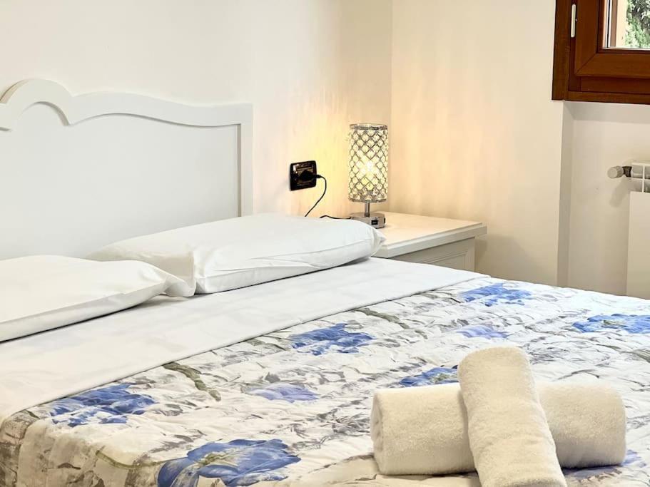 Comfyspot Apartment Rosia Luaran gambar