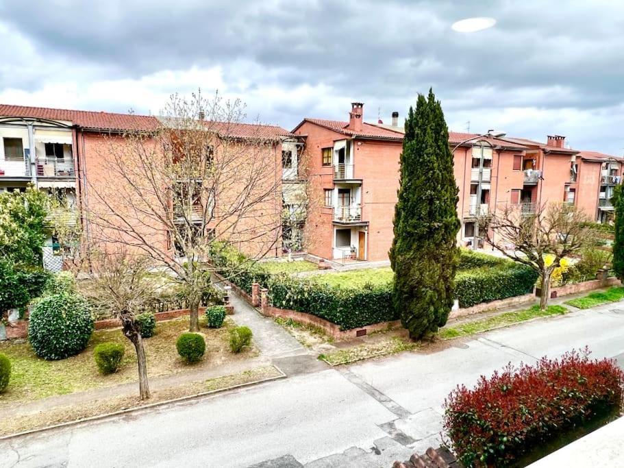 Comfyspot Apartment Rosia Luaran gambar
