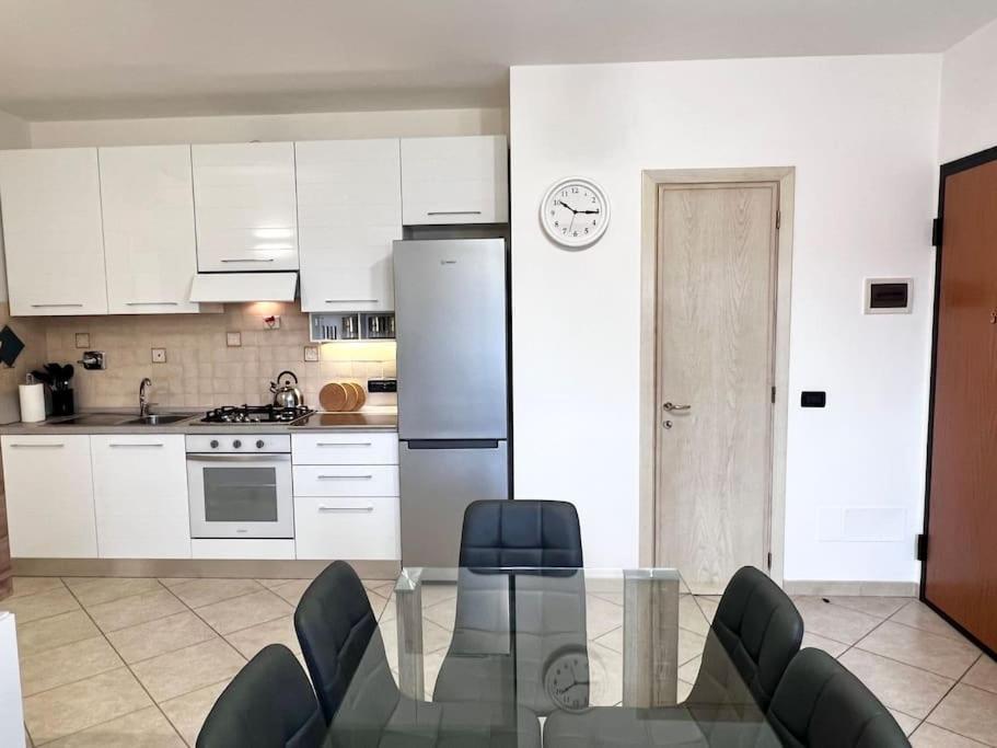 Comfyspot Apartment Rosia Luaran gambar