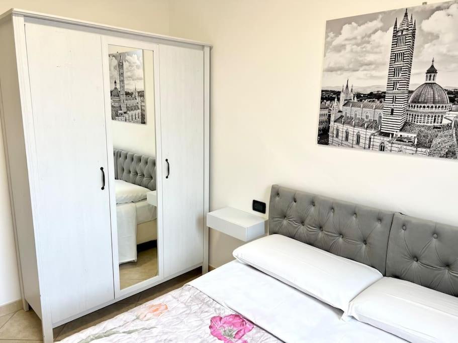 Comfyspot Apartment Rosia Luaran gambar