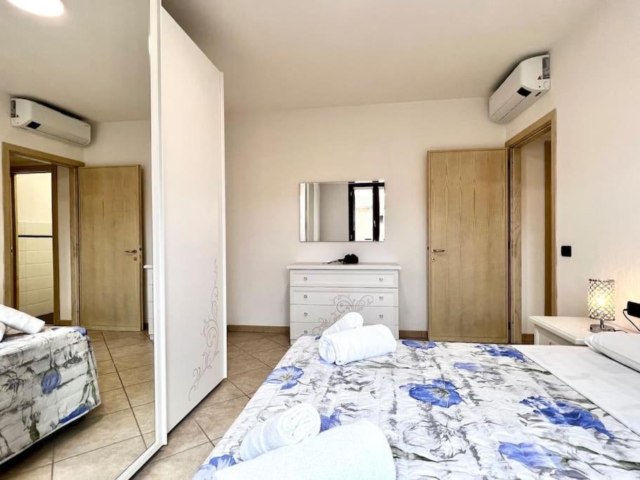 Comfyspot Apartment Rosia Luaran gambar