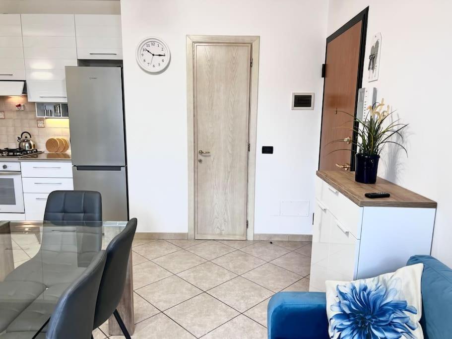 Comfyspot Apartment Rosia Luaran gambar