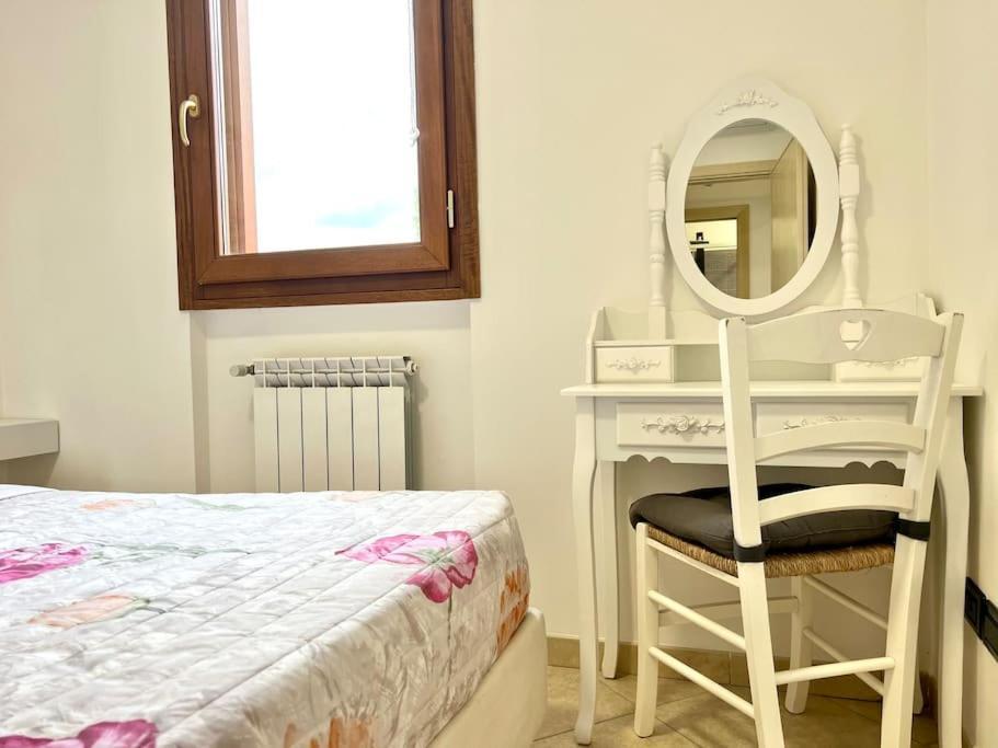 Comfyspot Apartment Rosia Luaran gambar