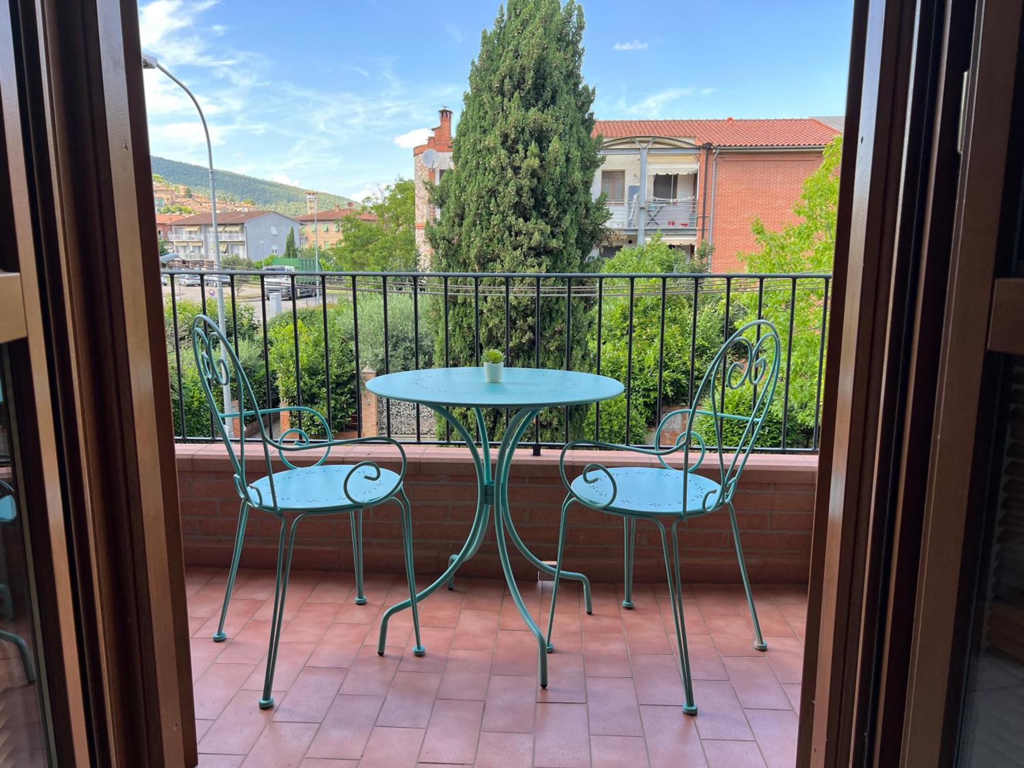 Comfyspot Apartment Rosia Luaran gambar
